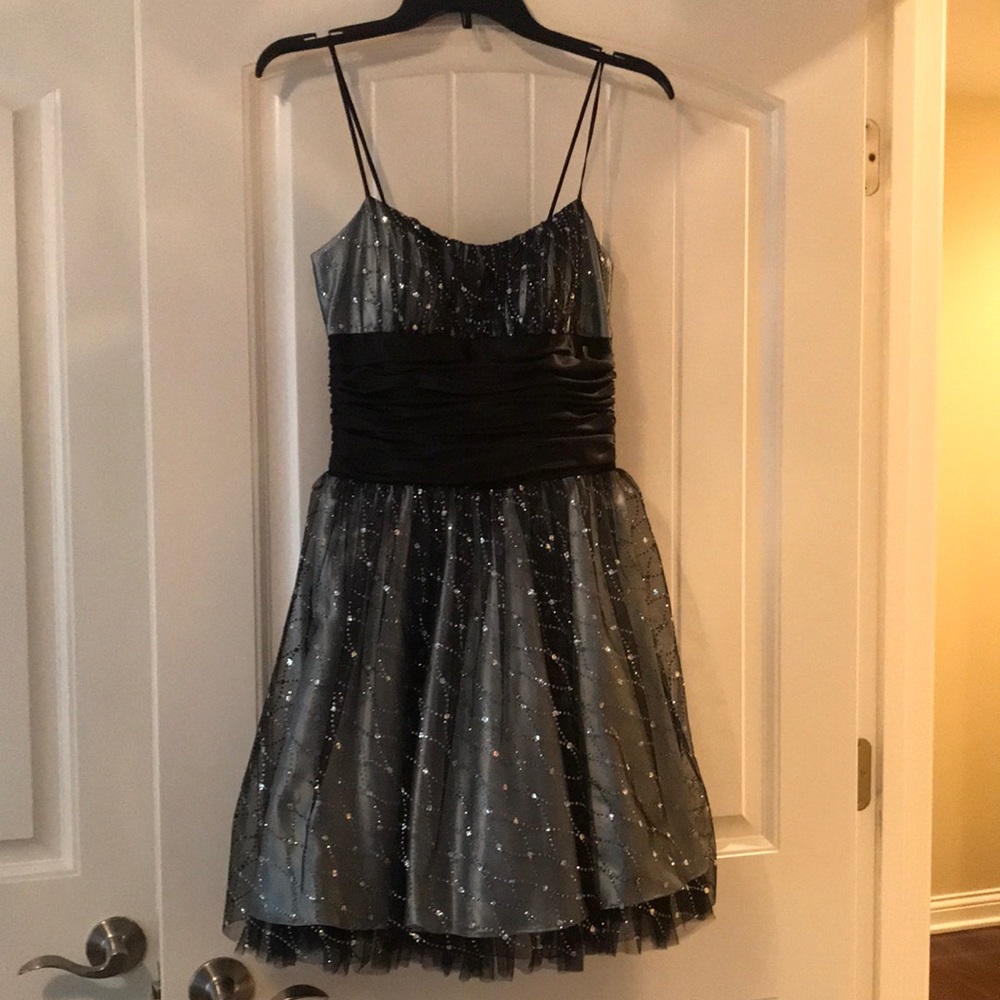 Party dress- Black and silver sparkly dress- 5/6